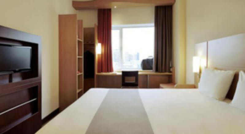 ไอบิส ดาการ์ Hotel ภายนอก รูปภาพ